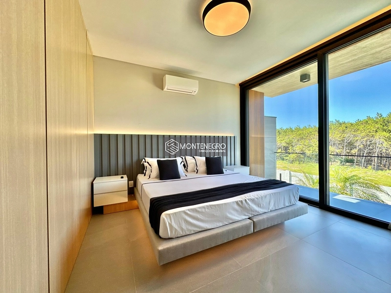 Mansão Mayresse: arquitetura icônica a poucos passos do mar: 20ª foto da galeria de imagens do imóvel