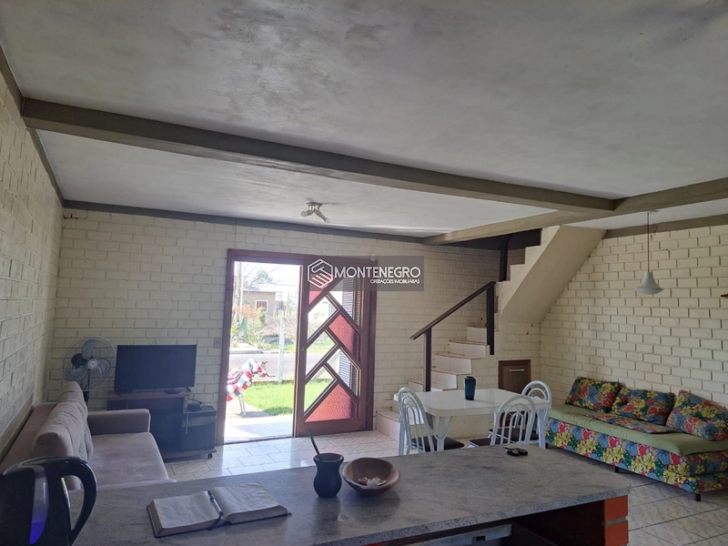 EM ÓTIMA LOCALIZAÇÃO NA PRAIA CAPÃO NOVO VILLAGE: 2ª foto da galeria de imagens do imóvel