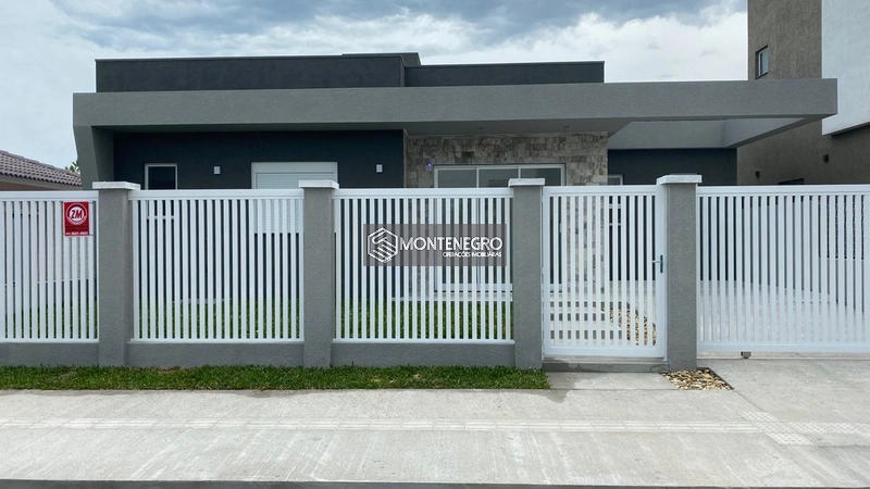Casa Nova a poucos metros do mar - Capão Novo Village: 1ª foto da galeria de imagens do imóvel