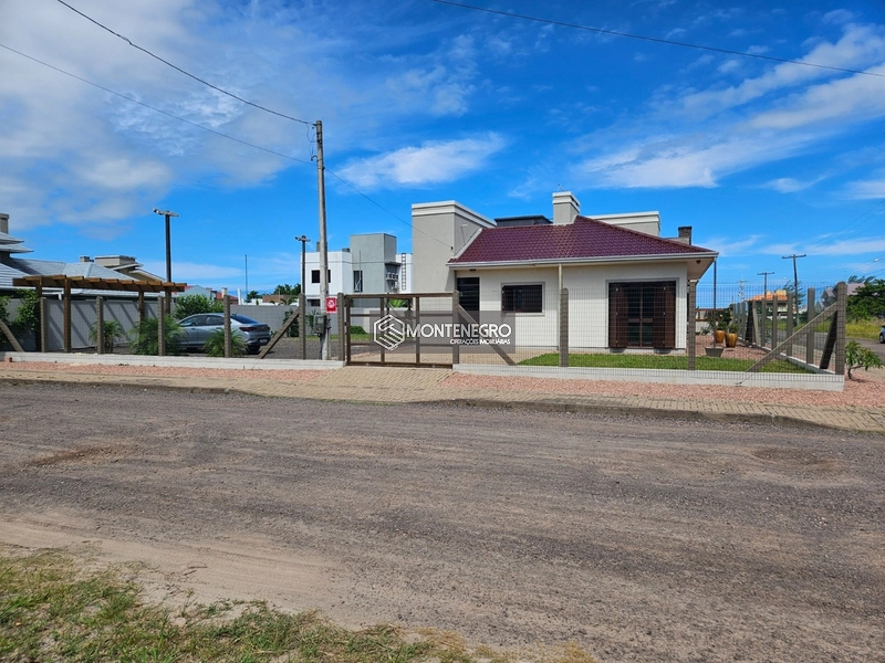 Casa na Praia de Capão Novo Village: 2ª foto da galeria de imagens do imóvel