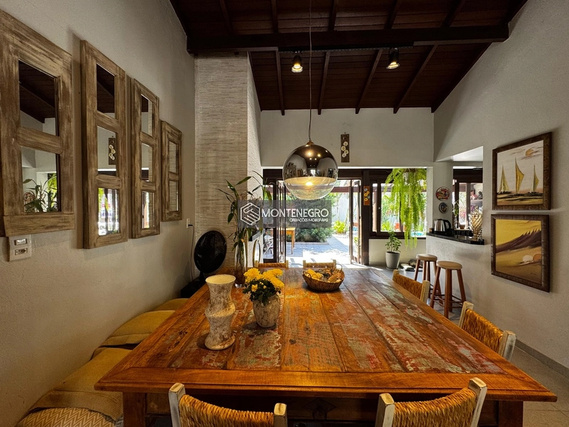 Casa na Rua das Hortências: 12ª foto da galeria de imagens do imóvel