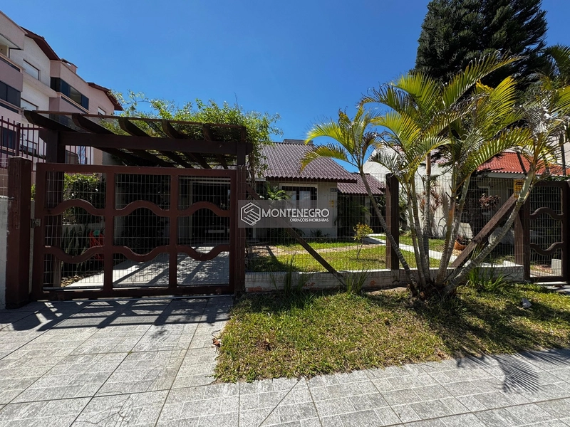 Casa na Rua das Hortências: 1ª foto da galeria de imagens do imóvel