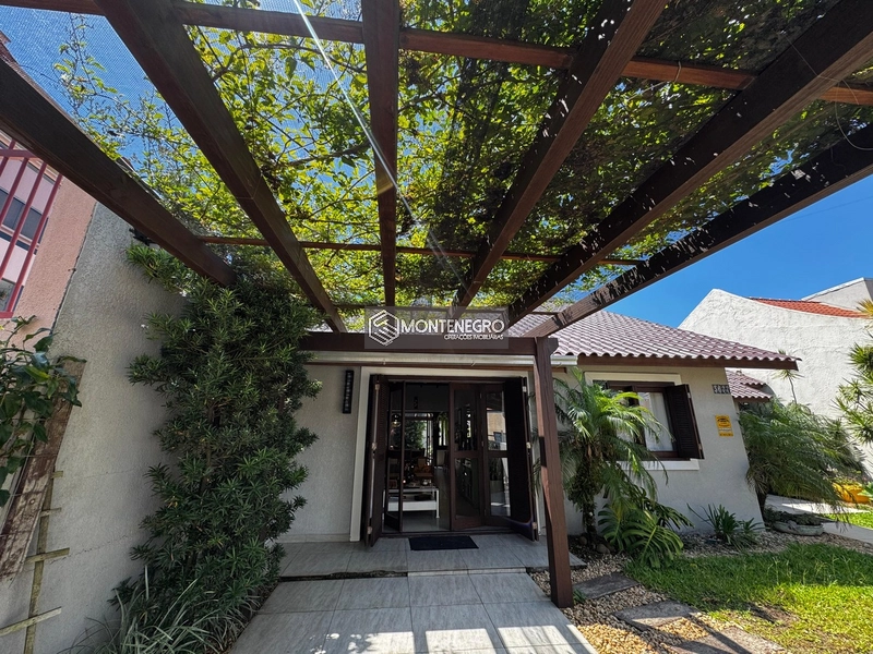 Casa na Rua das Hortências: 2ª foto da galeria de imagens do imóvel