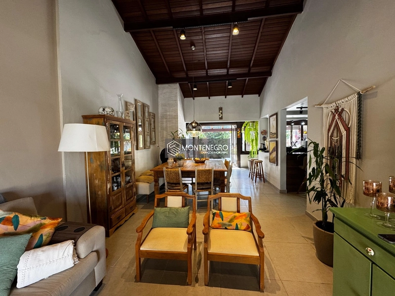 Casa na Rua das Hortências: 9ª foto da galeria de imagens do imóvel