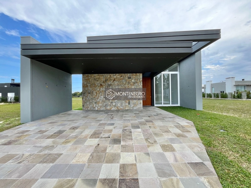 Casa de alto padrão - Condomínio Terralsul: 2ª foto da galeria de imagens do imóvel