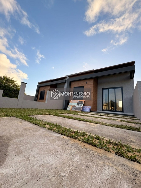 Casa Nova com Suíte e 2 Vagas em Capão Novo: 2ª foto da galeria de imagens do imóvel