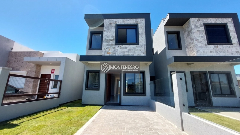 Sobrado com Vista Mar e 4 Dormitórios Capão Novo