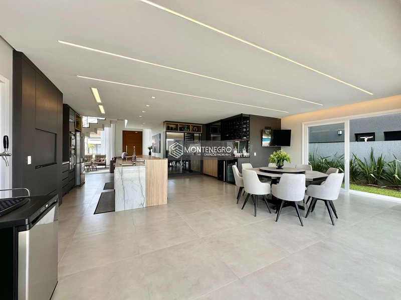 Mansão Horizon: imponência, design e lazer a poucos passos do mar: 8ª foto da galeria de imagens do imóvel