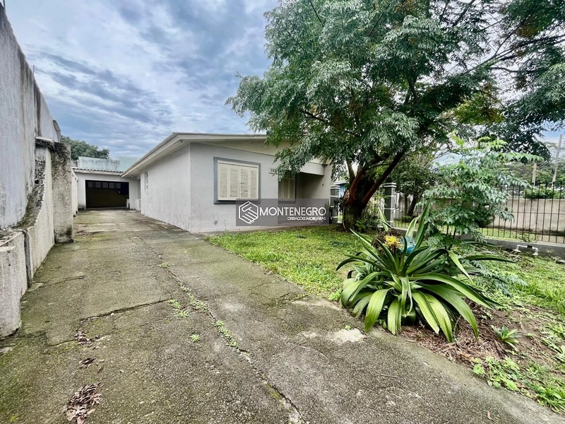 Casa em Capão Novo, avenida das Gardenias: 1ª foto da galeria de imagens do imóvel