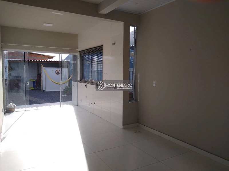 CASA PRÓXIMO DO MAR NA PRAIA DE CAPÃO NOVO: 23ª foto da galeria de imagens do imóvel