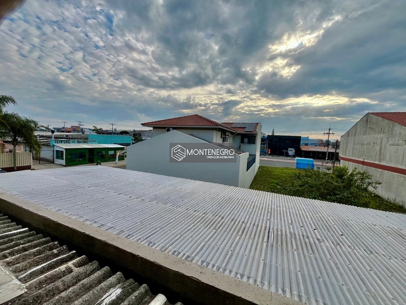 Sobrado em Capão Novo: 15ª foto da galeria de imagens do imóvel