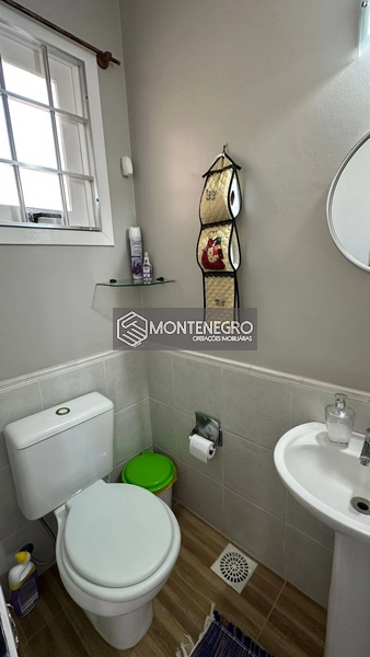 Sobrado Rua Beija Flor beira esquina beira mar: 10ª foto da galeria de imagens do imóvel