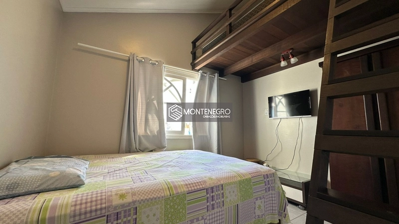 Sobrado Rua Beija Flor beira esquina beira mar: 18ª foto da galeria de imagens do imóvel