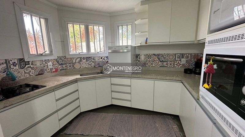 Rua Tulipa em Capao Novo: 7ª foto da galeria de imagens do imóvel