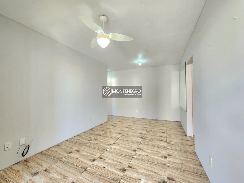 APARTAMENTO NA PRAIA DE CAPÃO NOVO A POUCO METROS DO MAR: 3ª foto da galeria de imagens do imóvel