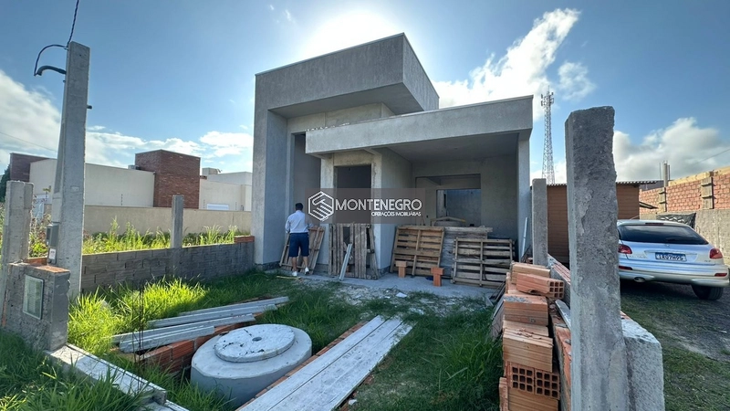 CASA NOVA NO VILLAGE NA PRAIA CAPÃO NOVO