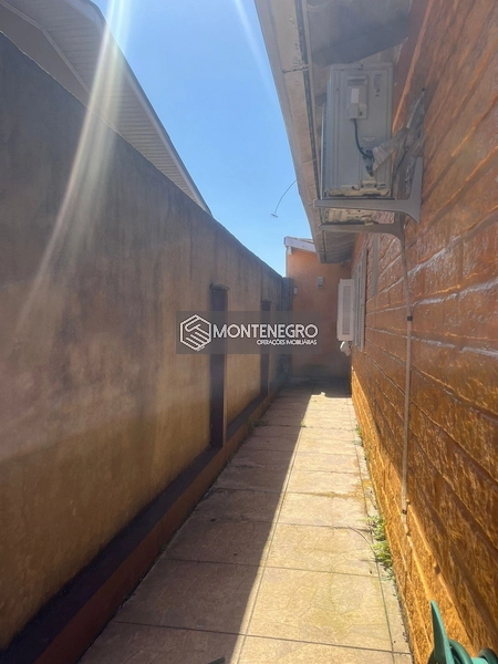 EM ÓTIMA LOCALIZAÇÃO CASA EM XANGRI-LÁ!!!: 6ª foto da galeria de imagens do imóvel