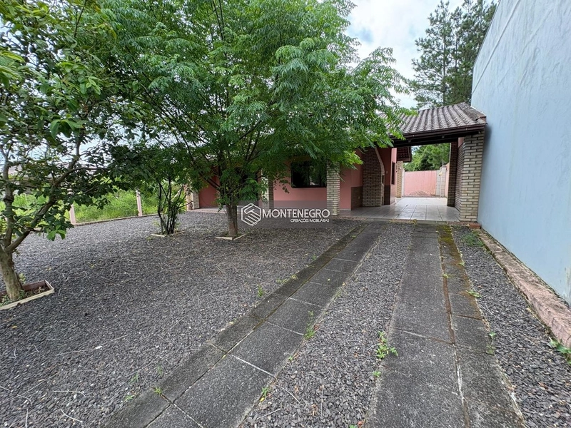 EXCELENTE CASA NO VILLAGE NA PRAIA CAPÃO NOVO: 1ª foto da galeria de imagens do imóvel