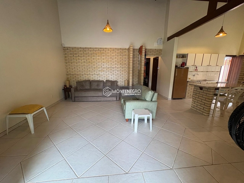 EXCELENTE CASA NO VILLAGE NA PRAIA CAPÃO NOVO: 5ª foto da galeria de imagens do imóvel