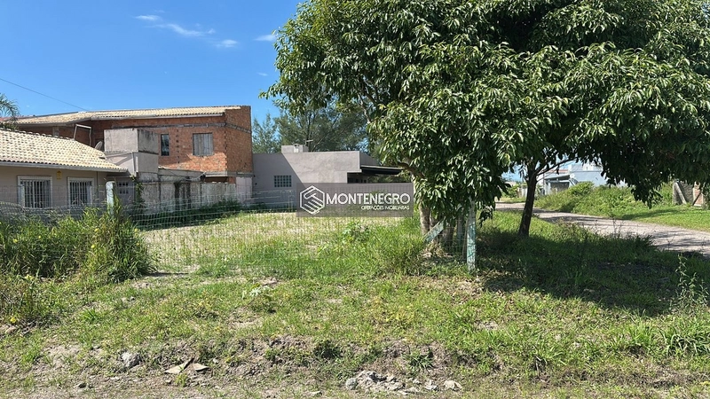 EXCELENTE TERRENO NA PRAIA DE CAPÃO NOVO A POUCOS METROS MAR: 6ª foto da galeria de imagens do imóvel