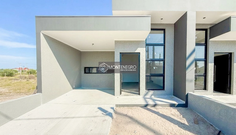 Casa Nova 2 Dormitórios com Alto Padrão em Capão Novo