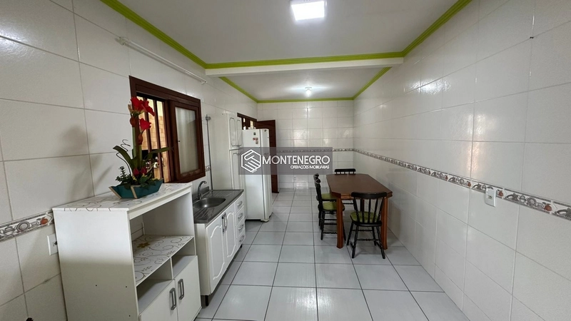 Casa 3 Dorm com Suíte e Lareira em Capão Novo: 4ª foto da galeria de imagens do imóvel