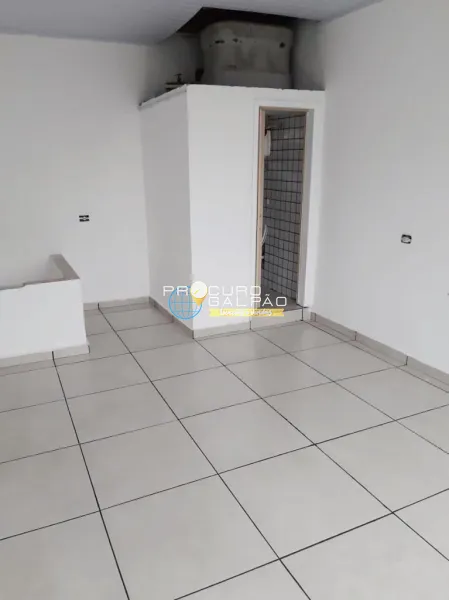 Salão Comercial com Mezanino e Banheiro 60 m²: 4ª foto da galeria de imagens do imóvel