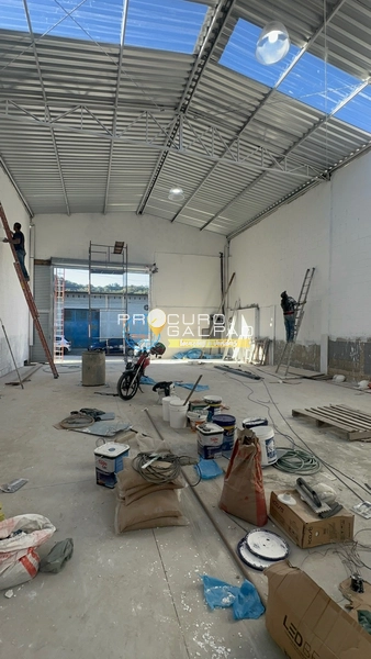 Galpão Comercial/Industrial com Pé Direito de 6 Metros – ZUP 1: 6ª foto da galeria de imagens do imóvel