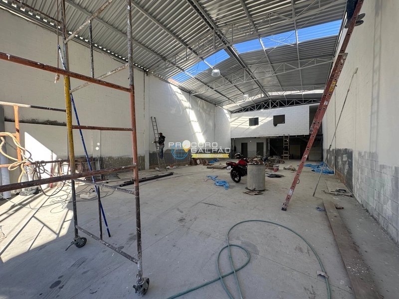 Galpão Comercial/Industrial com Pé Direito de 6 Metros – ZUP 1: 3ª foto da galeria de imagens do imóvel