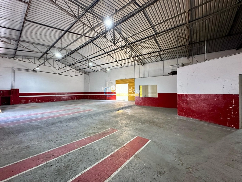 Galpão para Locação em Santo André – 450m² Total: 4ª foto da galeria de imagens do imóvel