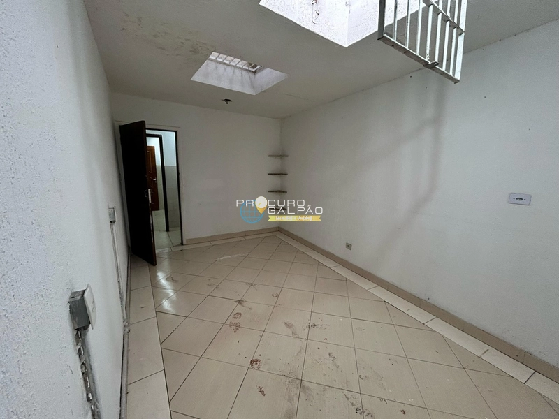OPORTUNIDADE DE SALÃO COMERCIAL NO PQ DAS AMÉRICAS - MAUÁ: 4ª foto da galeria de imagens do imóvel