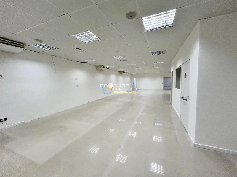 Salão Comercial para Locação – 437m² |Próximo ao Centro de Santo André: 3ª foto da galeria de imagens do imóvel