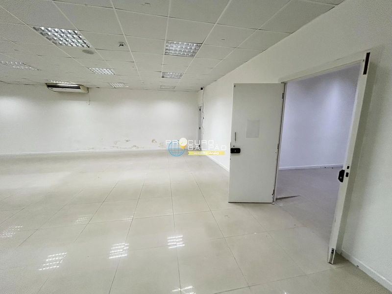 Salão Comercial para Locação – 437m² |Próximo ao Centro de Santo André: 8ª foto da galeria de imagens do imóvel