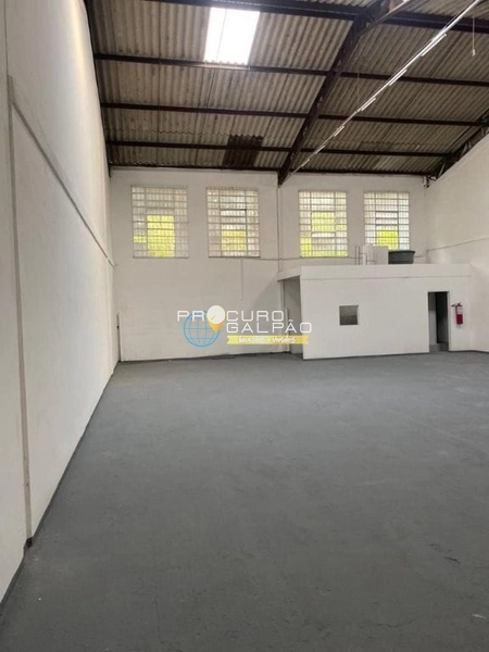 Galpão Amplo – 292 m² – Demarchi, São Bernardo do Campo/SP: 1ª foto da galeria de imagens do imóvel