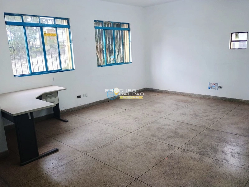 OPORTUNIDADE EM DIADEMA GALPÃO R$ 5.500 POR MÊS - RUA LARGA DE ESQUINA: 9ª foto da galeria de imagens do imóvel