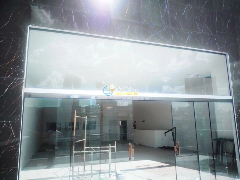 Oportunidade: Galpão Moderno em Rua Movimentada, Próximo ao Centro!: 5ª foto da galeria de imagens do imóvel