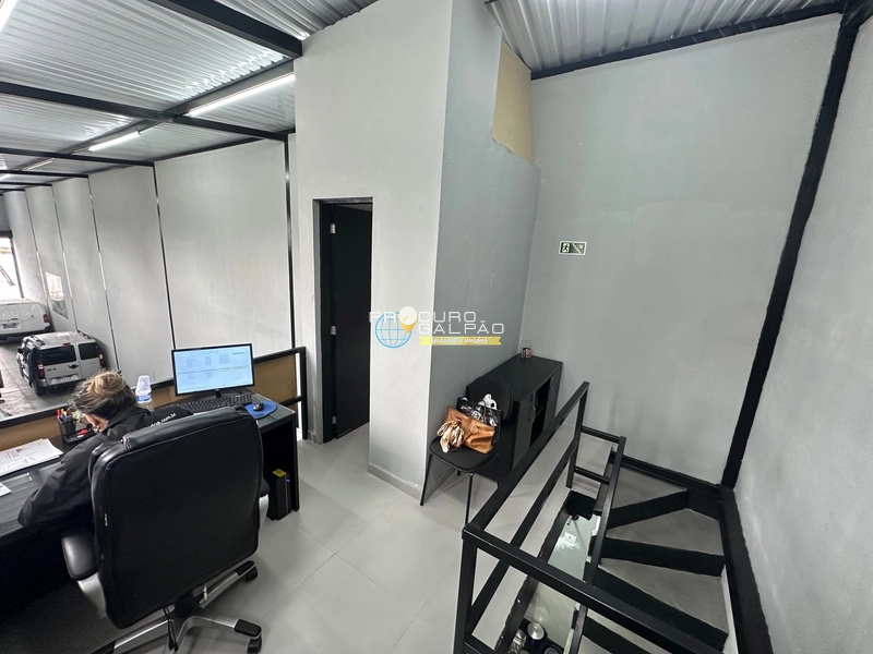 OPORTUNIDADE: Galpão com 155 m² na Vila Palmares – Pronto para Uso!: 6ª foto da galeria de imagens do imóvel