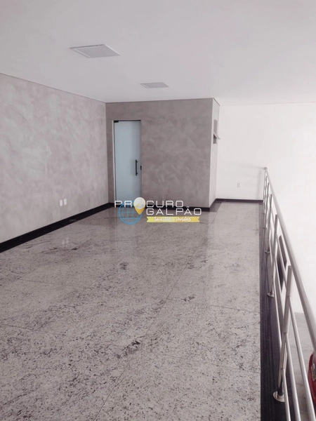 OPORTUNIDADE - SALÃO Via Movimentada de Mauá – 300 m², 6m de Altura: 3ª foto da galeria de imagens do imóvel