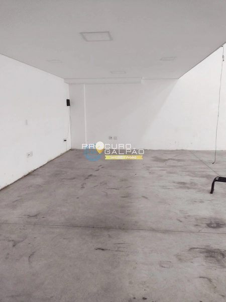 OPORTUNIDADE - SALÃO Via Movimentada de Mauá – 300 m², 6m de Altura: 12ª foto da galeria de imagens do imóvel