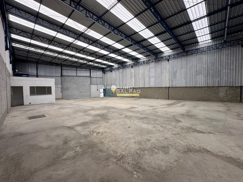 Galpão de 400m² no Parque João Ramalho, Santo André: 1ª foto da galeria de imagens do imóvel