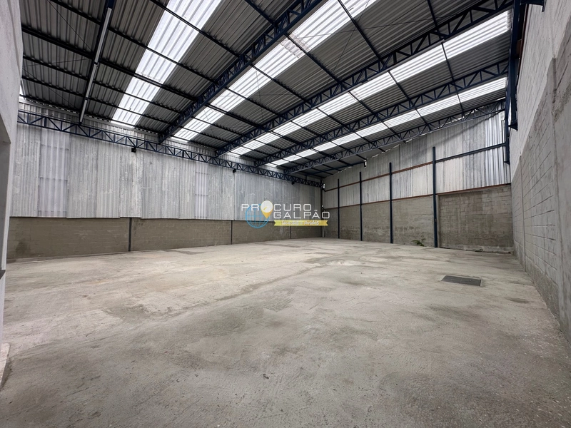Galpão de 400m² no Parque João Ramalho, Santo André: 2ª foto da galeria de imagens do imóvel
