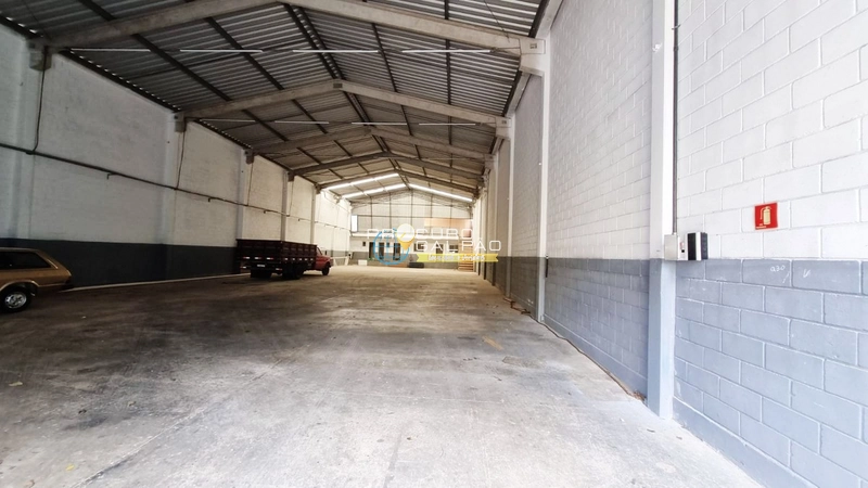Galpão em Santo André com 630 m² de Área Fabril e Ótima Localização!: 2ª foto da galeria de imagens do imóvel