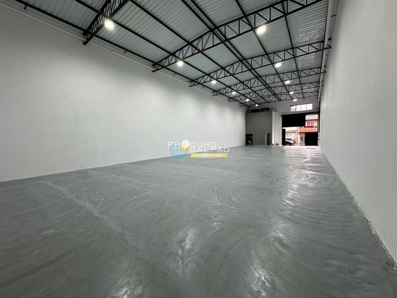 Com piso Epóxi: 2ª foto da galeria de imagens do imóvel