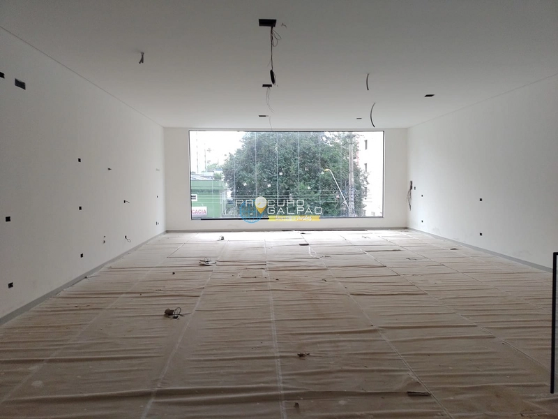 Salão Comercial Amplo – 320m² | Área Privilegiada de Santo André: 10ª foto da galeria de imagens do imóvel