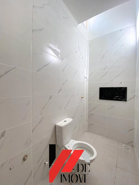 VENDO CASAS DE FRENTE PARA AVENIDA CENTRAL POUCOS METROS DO MAR: 8ª foto da galeria de imagens do imóvel
