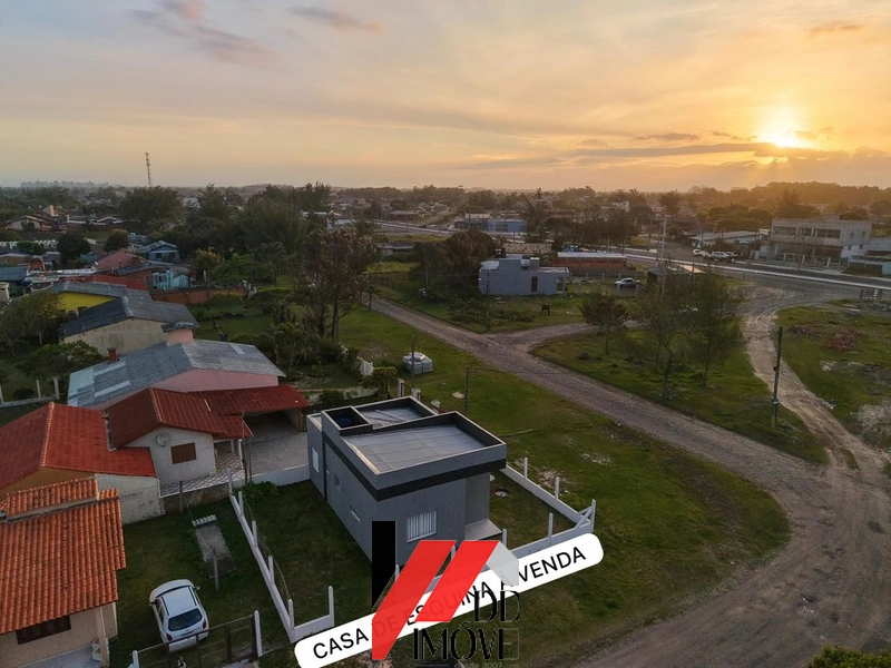 CASA A VENDA SOZINHA NO PÁTIO: 3ª foto da galeria de imagens do imóvel