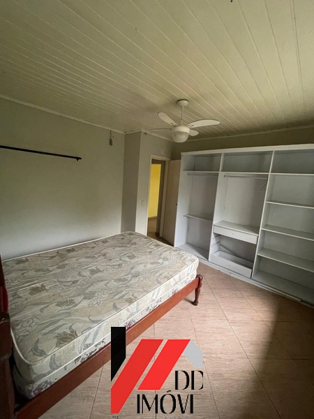 CASA DE ESQUINA BEM LOCALIZADA EM CAPÃO DA CANOA: 4ª foto da galeria de imagens do imóvel