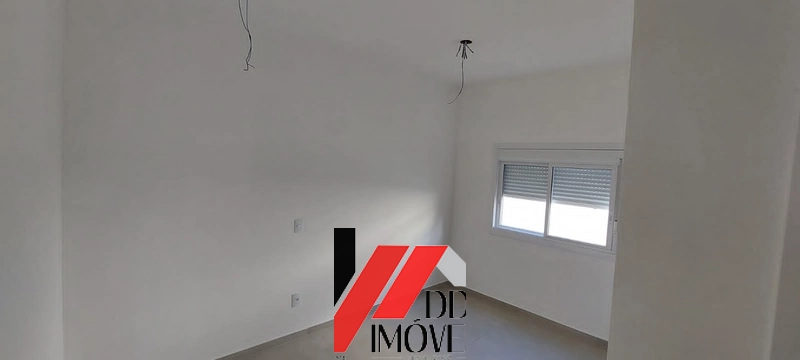 VENDO CASA APENAS UMA QUADRA DO MAR !!!: 4ª foto da galeria de imagens do imóvel