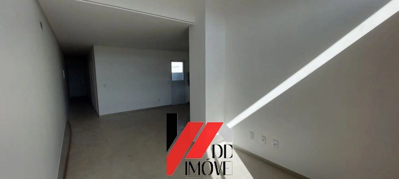 VENDO CASA APENAS UMA QUADRA DO MAR !!!: 6ª foto da galeria de imagens do imóvel