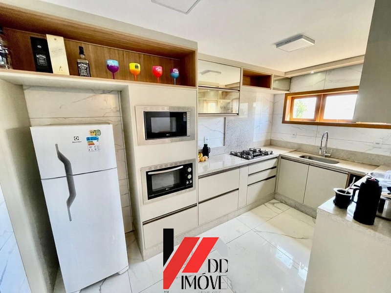 CASA ALTO PADRÃO A DUAS QUADRAS DO MAR !!!: 11ª foto da galeria de imagens do imóvel